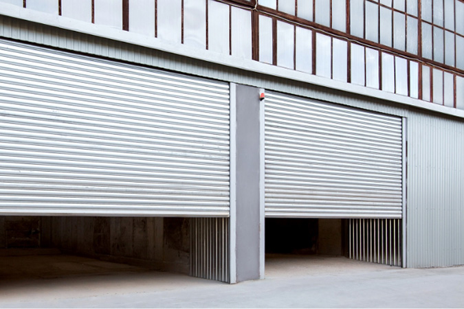 シャッターの鍵トラブル 落ち着いてキーステーションへ！